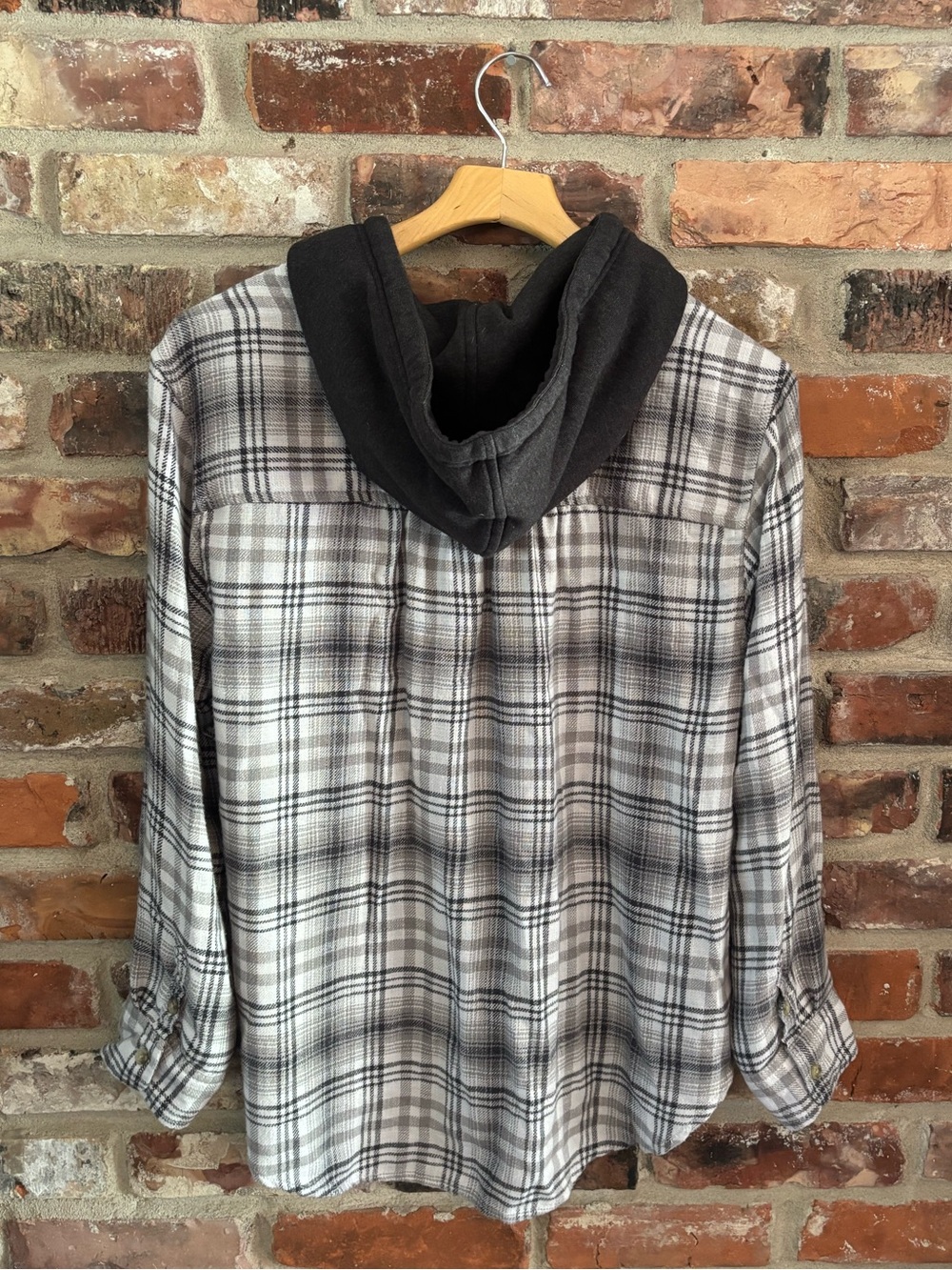 American Eagle Gray Plaid Hoodie Long Sleeve Flannel Button Up Shirt Top, M - Picture 5 of 5